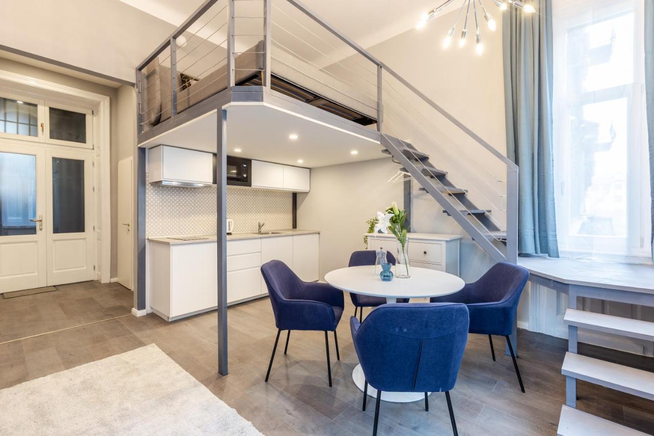 W33 - Prime Location - Comfortable Quality Apartments By Bqa Будапеща Екстериор снимка