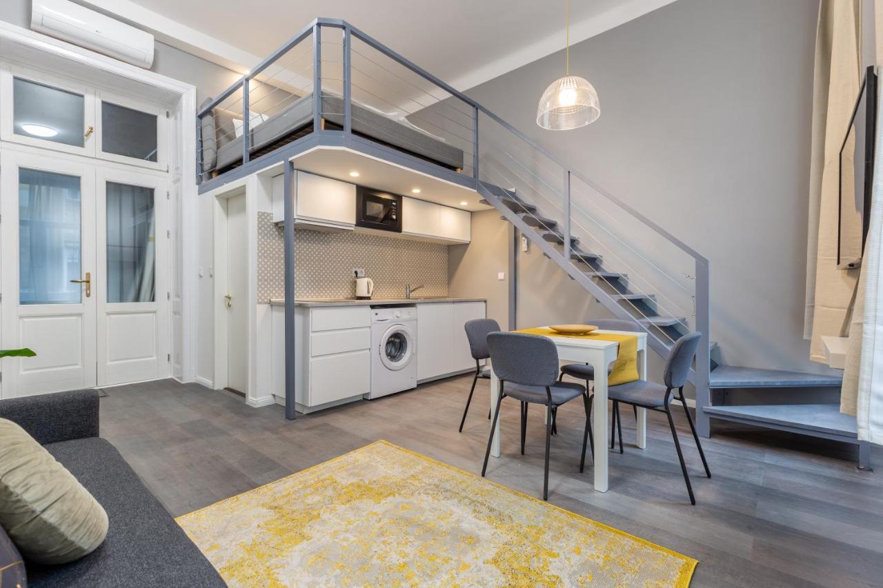 W33 - Prime Location - Comfortable Quality Apartments By Bqa Будапеща Екстериор снимка